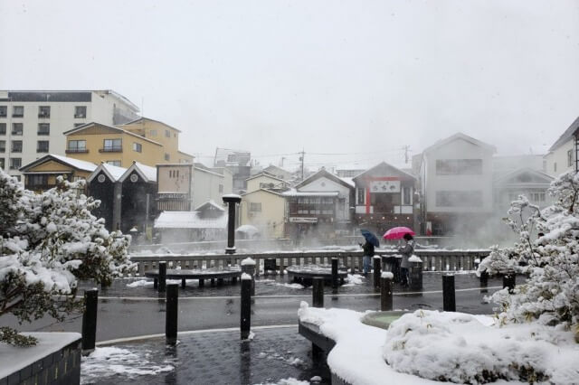 草津温泉の雪景色