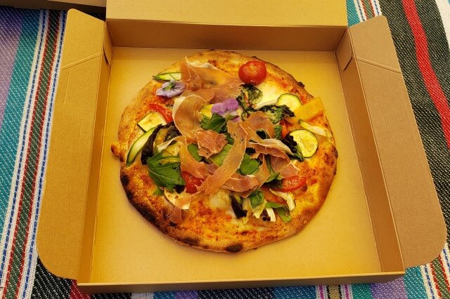 星野リゾート・リゾナーレ那須のランチ｜ポコポコでピザを食べる