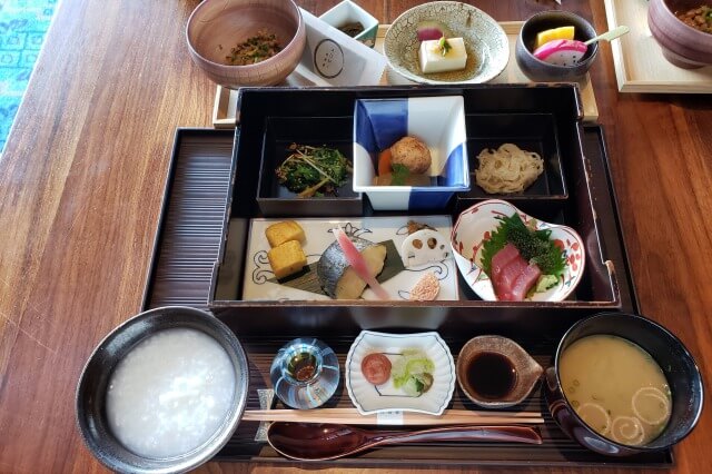 ハレクラニ沖縄の日本料理「 AOMI（あおみ）」｜の内容とお味は？