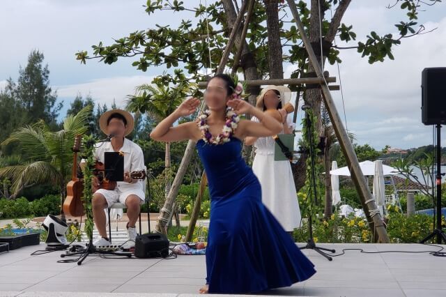 ハレクラニ沖縄のフラダンスや生演奏のライブ