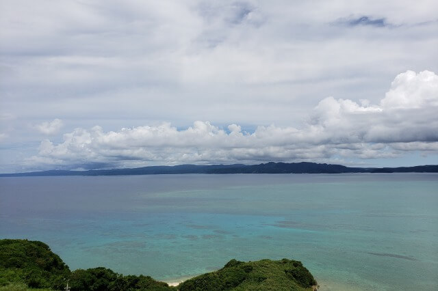  沖縄の古宇利オーシャンタワーからの眺望
