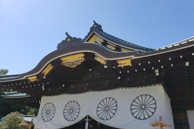靖国神社(東京)の楽しみ方｜境内には鳥居や銅像など見どころが沢山