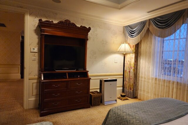 東京ディズニーランドホテルのスイートのベッドルーム